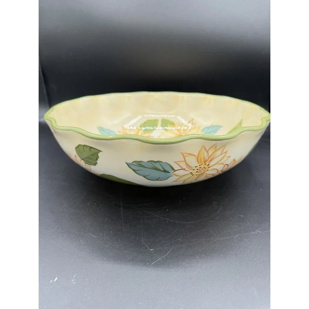 🌻🍽️ Longaberger Sunflower Serving Bowl – 12